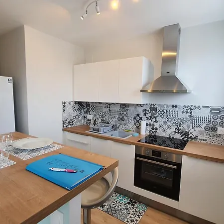 Apartment Superbe 2 Pieces - Secteur Gare De Troyes Et Centre-ville Avec Stationnement Sainte-Savine