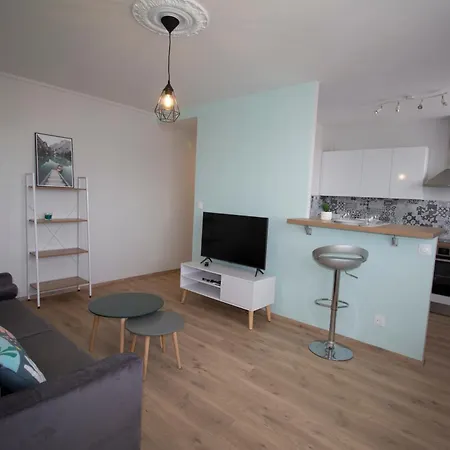 Superbe 2 Pieces - Secteur Gare De Troyes Et Centre-ville Avec Stationnement