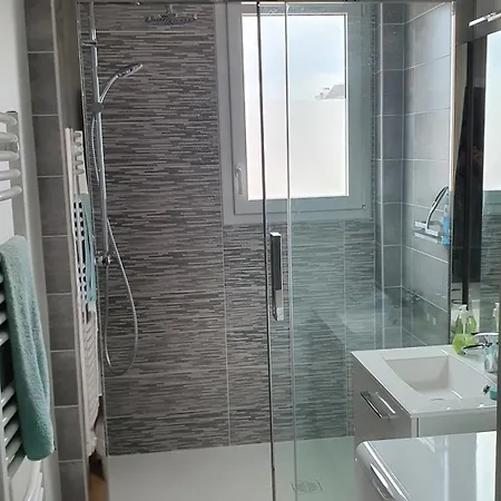 Superbe 2 Pieces - Secteur Gare De Troyes Et Centre-ville Avec Stationnement *