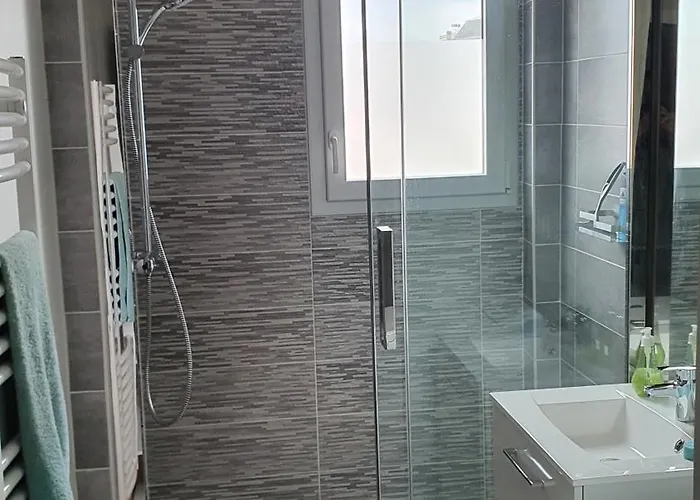 Superbe 2 Pieces - Secteur Gare De Troyes Et Centre-ville Avec Stationnement *